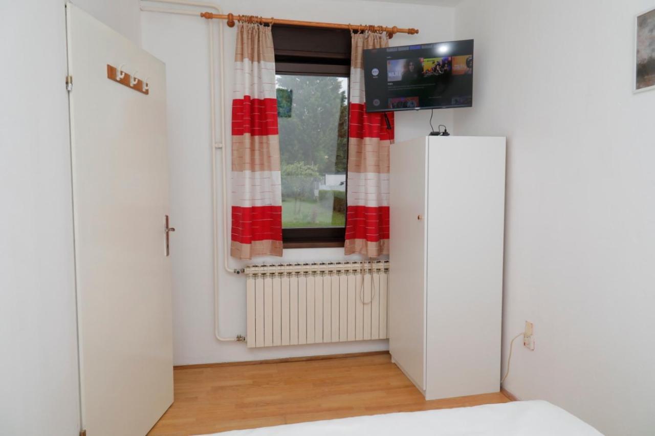 Maple Place Velika Gorica Exterior foto
